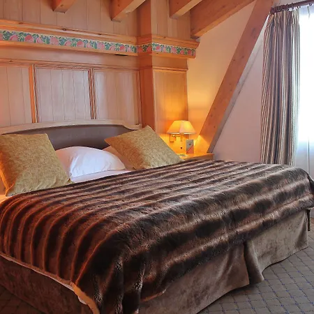 كارلينا 5* كورشوفيل