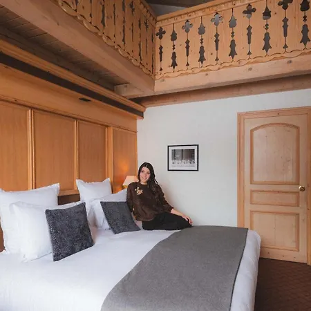 Le Carlina 1850 Szálloda Courchevel