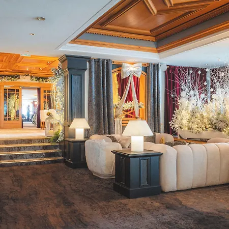 Le Carlina 1850 5* Куршевель