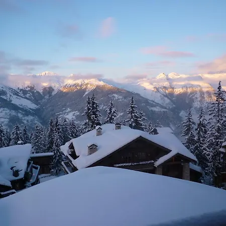 Le Carlina 1850 Szálloda Courchevel