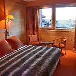 Hotel Hotel Le Carlina Courchevel 1850 5*